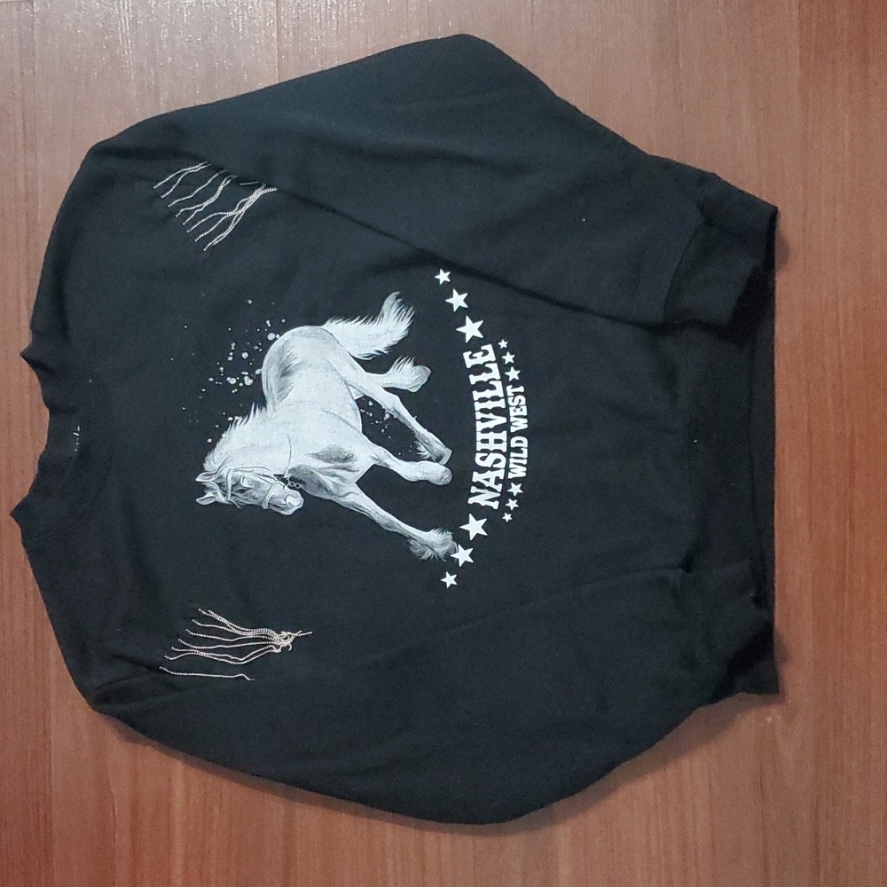 Social scene crew sweater